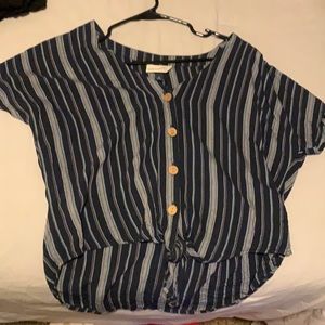 Universal Thread Striped Short Sleeve Shirt